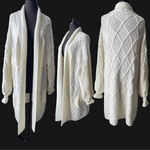 ALLISON SMITH Nubby Chunky Winter White Tan Vintage Cardigan Sweater Pockets
